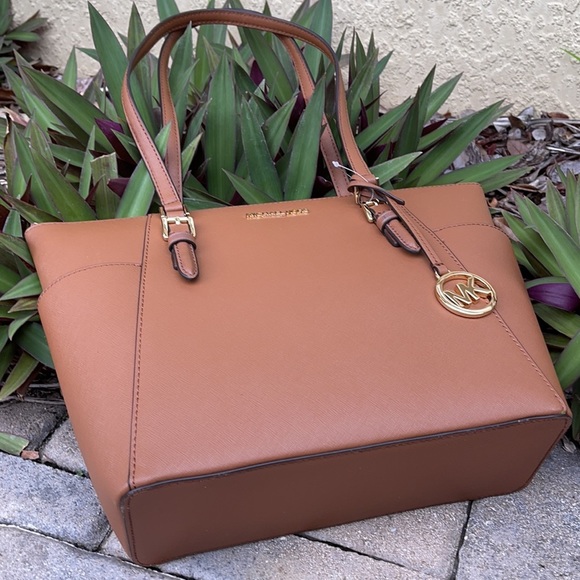 Michael Kors Large Charlotte Top Zip Tote Leather - Picture 13 of 16